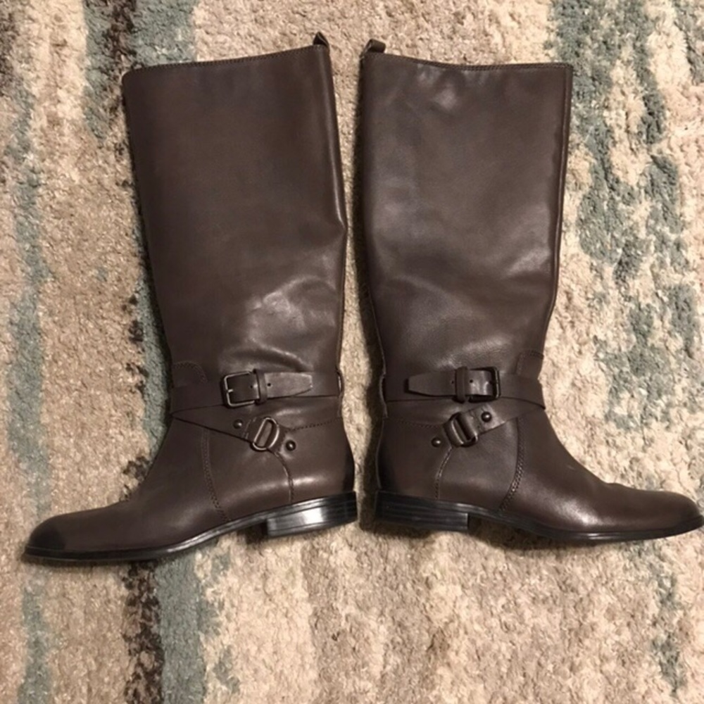 Enzo Angiolini leather boots